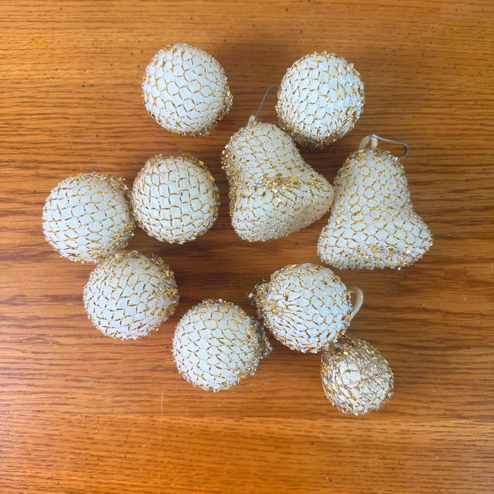 Set of 10 Vintage Glitter Mesh Sphere Bell Ornaments White Gold Christmas Decor‎